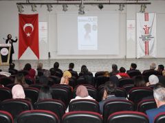 Adilcevaz’da ‘Kadına Yönelik Şiddetle Mücadele Semineri’ düzenlendi